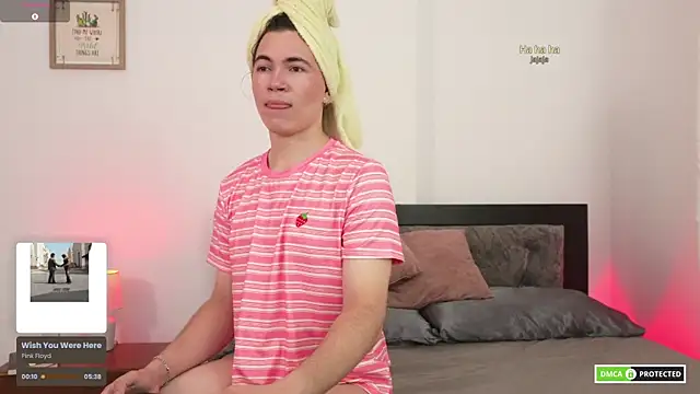 cute erelis  online show from 28, 4, 2026