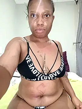 Snapshot of Thando04 chatting on 18, 1, 2025 Thando04 online show from 18, 1, 2025