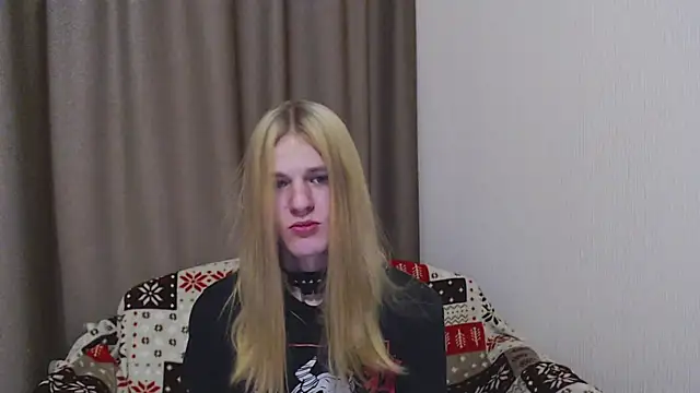 Snapshot of blaire__18 chatting on 31, 12, 2024 blaire 18 online show from 31, 12, 2024