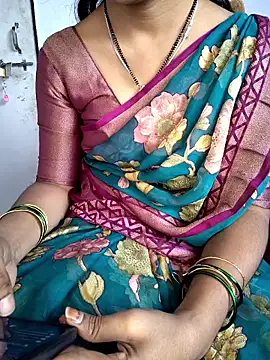 lovelygirl4567 online show from 12, 1, 2026