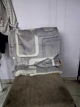 lovelygirl4567 online show from 4, 2, 2026