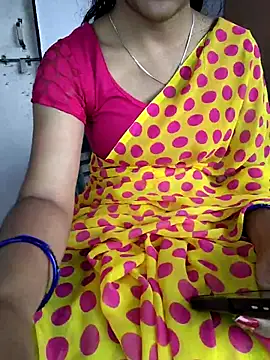 lovelygirl4567 online show from 17, 2, 2026