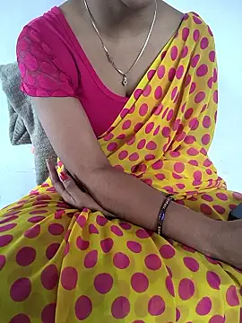 lovelygirl4567 online show from 25, 4, 2026