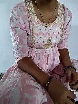 lovelygirl4567 online show from 28, 4, 2026