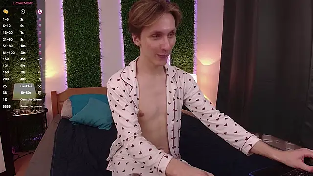 Adrian Di online show from 8, 3, 2025