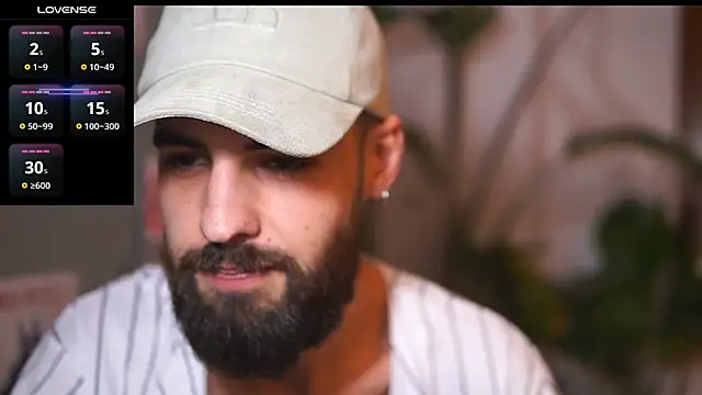 Snapshot of HairyRobxxx chatting on 26, 10, 2025 HairyRobxxx online show from 26, 10, 2025