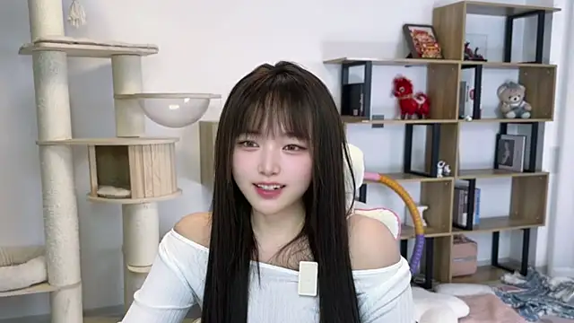 Chenjing0 online show from 23, 4, 2026