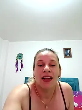 Snapshot of sofi_saliva2511 chatting on 6, 1, 2025 sofi saliva2511 online show from 6, 1, 2025