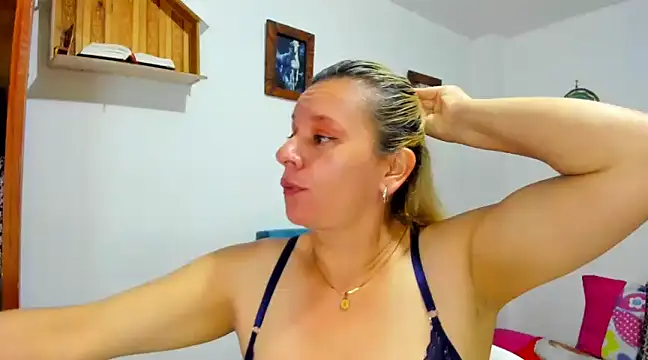 Snapshot of sofi_saliva2511 chatting on 15, 1, 2025 sofi saliva2511 online show from 15, 1, 2025