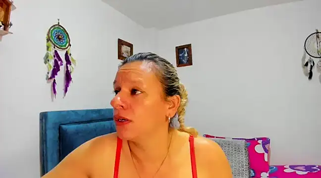 Snapshot of sofi_saliva2511 chatting on 8, 3, 2025 sofi saliva2511 online show from 8, 3, 2025