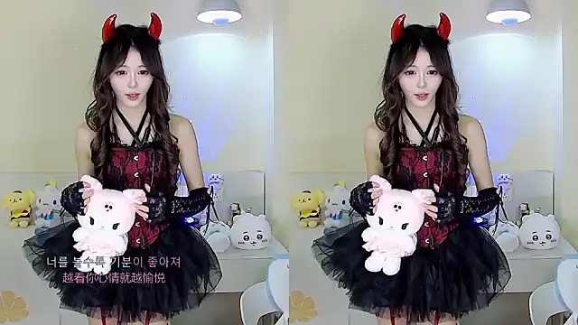 xixibaby- online show from 14, 1, 2025