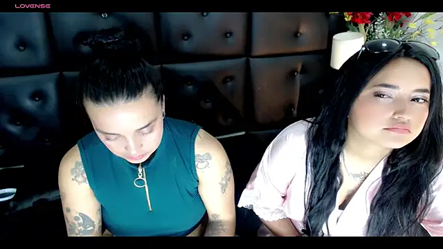 Snapshot of Carolaine01 chatting on 3, 2, 2025 Carolaine01 online show from 3, 2, 2025