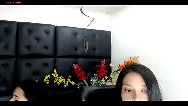 Snapshot of Carolaine01 chatting on 24, 2, 2025 Carolaine01 online show from 24, 2, 2025