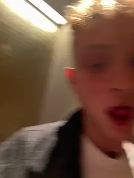 Snapshot of verici34 chatting on 3, 3, 2026 verici34 online show from 3, 3, 2026