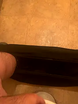 Snapshot of balint35 chatting on 5, 10, 2025 balint35 online show from 5, 10, 2025