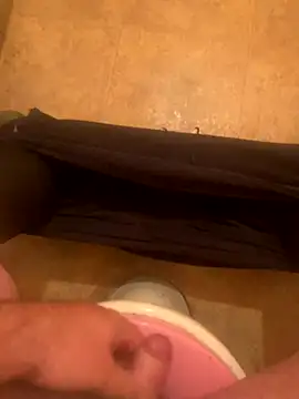 Snapshot of balint35 chatting on 16, 10, 2025 balint35 online show from 16, 10, 2025