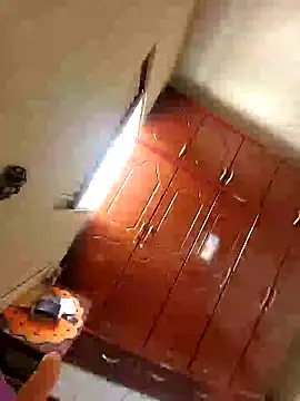 manterei2 online show from 11, 2, 2025