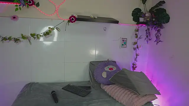 bri cullen online show from 8, 11, 2025