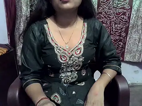 SIYA MAVI online show from 25, 4, 2026