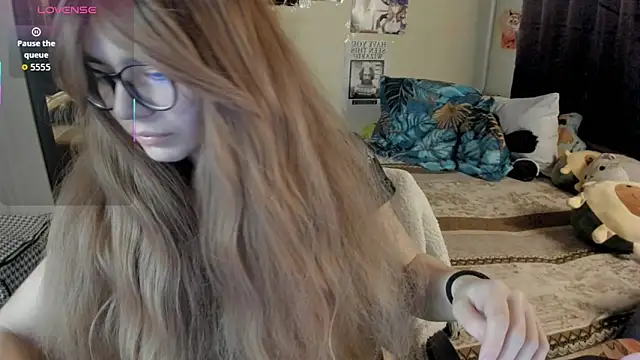 alexiamaleax online show from 9, 4, 2026