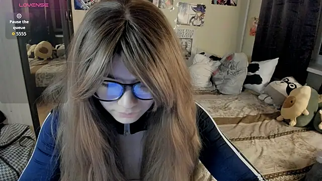 alexiamaleax online show from 24, 4, 2026