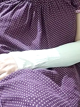 mallupriyapriya online show from 17, 3, 2025