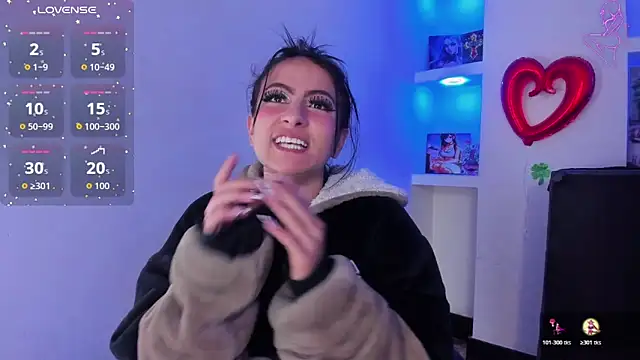 Anniee x online show from 30, 4, 2026