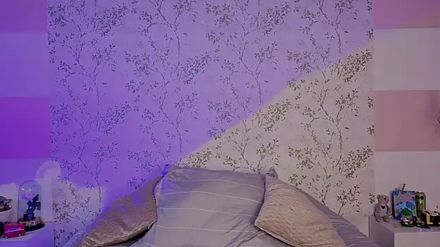 Charlotte  Miller online show from 6, 3, 2026