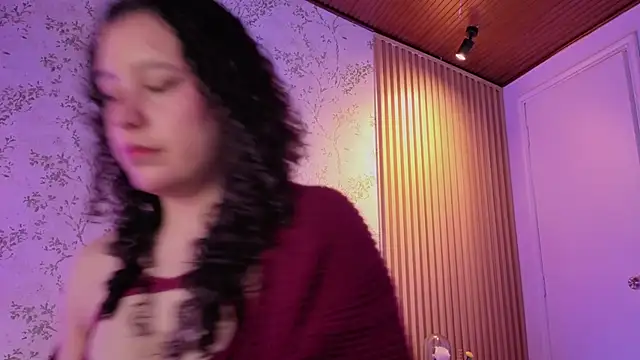 Charlotte  Miller online show from 19, 4, 2026