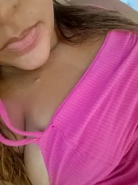 AliceRuivinha2 online show from 3, 3, 2025