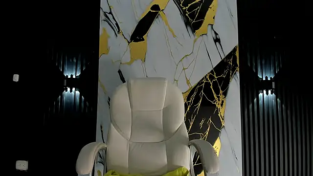 adam piarse01 online show from 5, 3, 2025