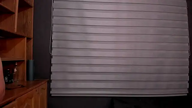 adam piarse01 online show from 17, 3, 2025