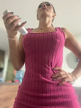 Samantha bigboobs online show from 23, 7, 2026