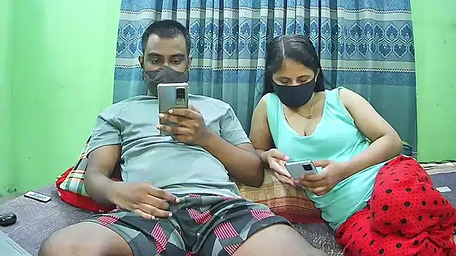 Hot Nila online show from 28, 9, 2025