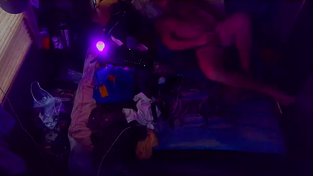 bluedragon0525 online show from 11, 10, 2025