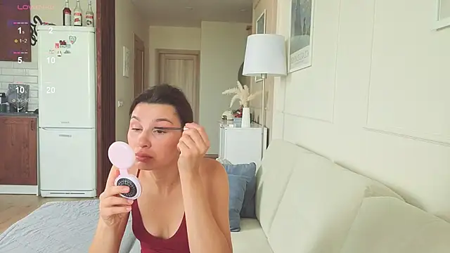 KristineEsme online show from 28, 5, 2026