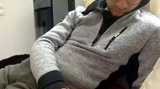 Snapshot of coquin5995 chatting on 11, 2, 2025 coquin5995 online show from 11, 2, 2025