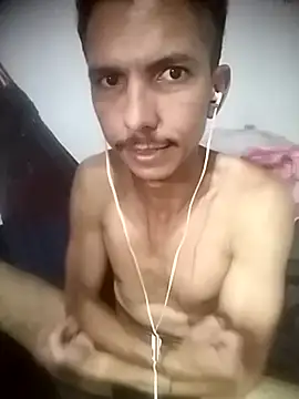 MagrinhoSaradoo online show from 8, 2, 2025