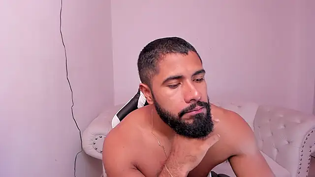 Santiago huntt online show from 26, 2, 2025