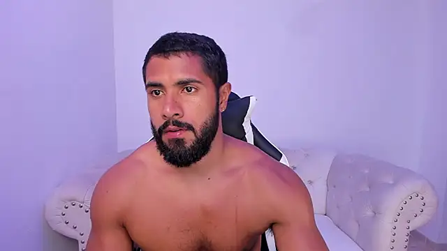 Santiago huntt online show from 14, 10, 2025