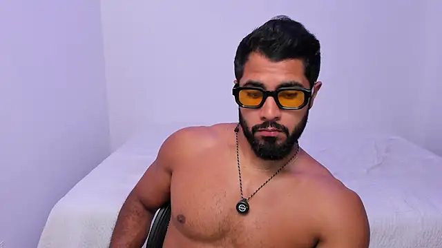 Santiago huntt online show from 25, 4, 2026