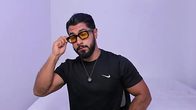 Santiago huntt online show from 27, 4, 2026