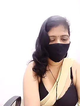 Lucky-Deepthi online show from 26, 10, 2025