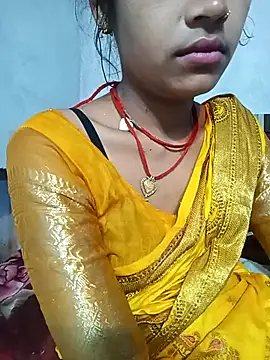 Amaya Bajwa online show from 5, 3, 2025