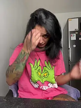 NNNoire online show from 1, 12, 2025