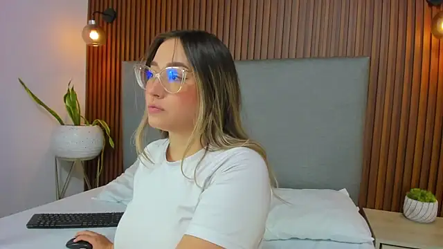 antonella cutie  online show from 6, 1, 2025