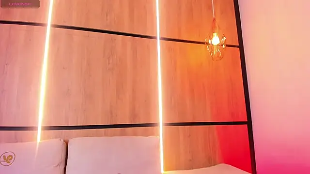 ashlyn parker online show from 27, 9, 2025