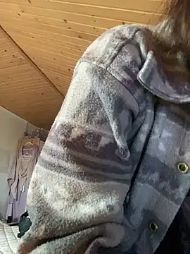 mewKate online show from 23, 4, 2026