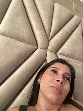 Snapshot of MilaRux chatting on 9, 3, 2025 MilaRux online show from 9, 3, 2025