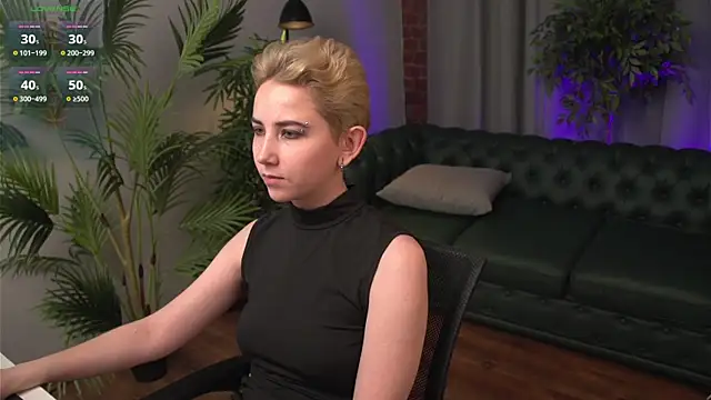 Snapshot of Aurora_First chatting on 14, 1, 2025 Aurora First online show from 14, 1, 2025